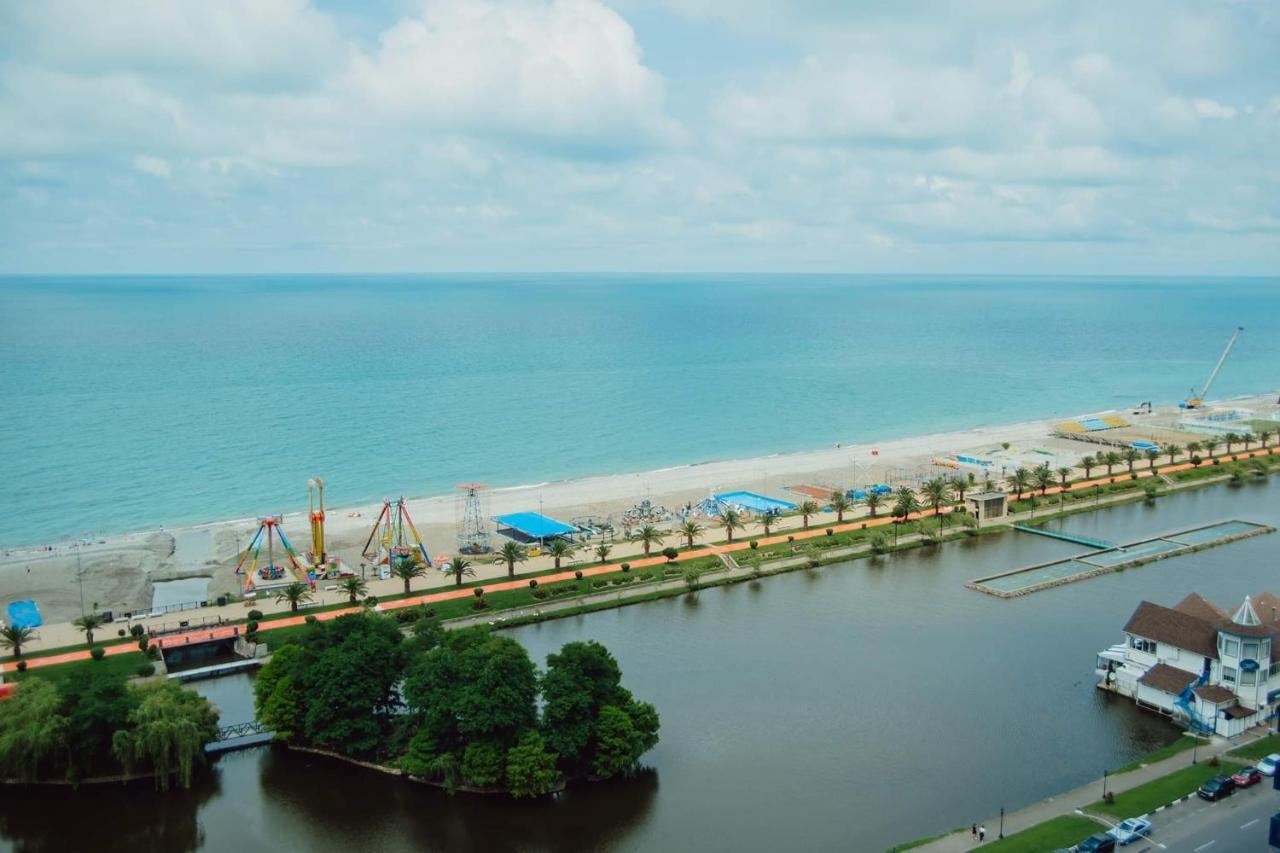 Nuage - 1St Line Sea View Apartments Batumi Zewnętrze zdjęcie
